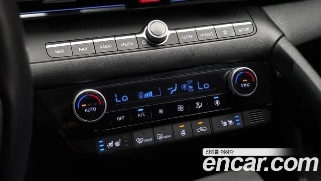 Hyundai AVANTE Новый Avante (CN7) — Фото автомобиля 18
