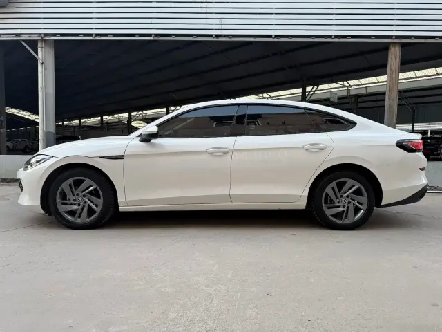 Volkswagen Lamando — Фото автомобиля 10