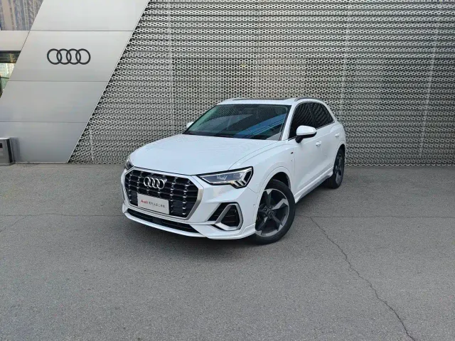 Audi Q3 — Фото автомобиля 2