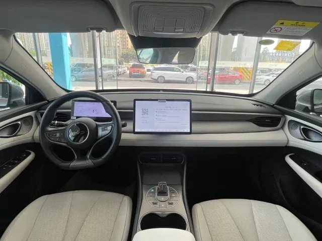 BYD Seal 05 DM-i — Фото автомобиля 11