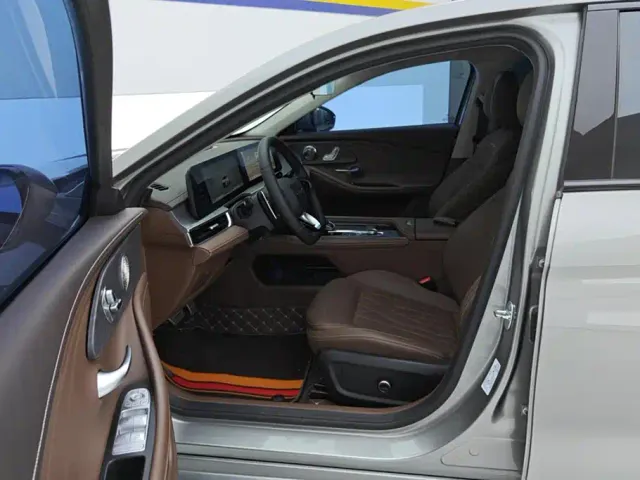 Chery Arrizo 8 — Фото автомобиля 9