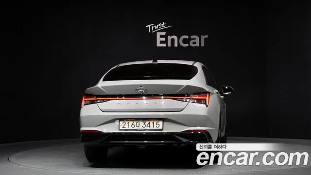 Hyundai AVANTE Avante (CN7) — Фото автомобиля 4