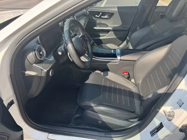 Mercedes-Benz C-Class — Фото автомобиля 9