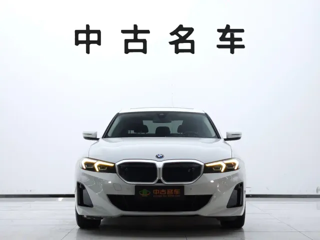 BMW i3 — Фото автомобиля 2