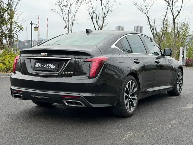 Cadillac CT5 — Фото автомобиля 8