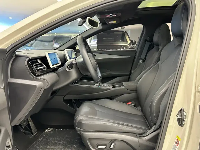 BYD Seal 06 — Фото автомобиля 9