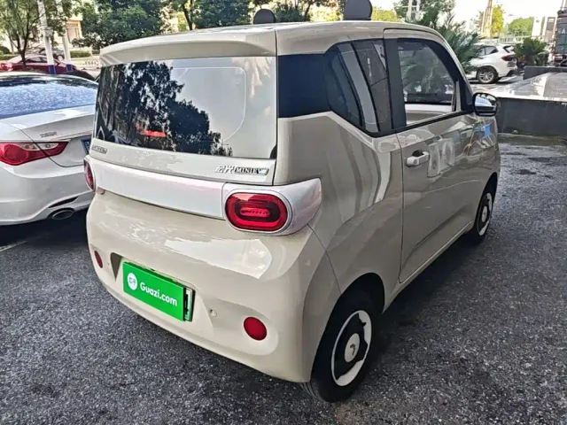 Wuling Hongguang Mini EV — Фото автомобиля 6