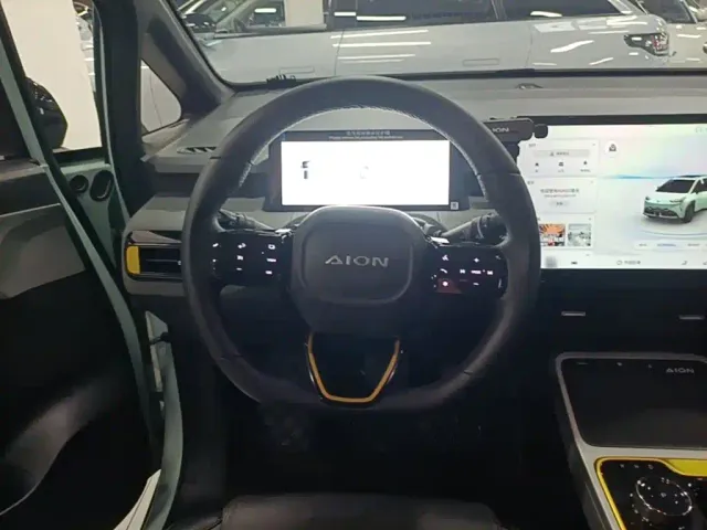 GAC Aion Y — Фото автомобиля 10