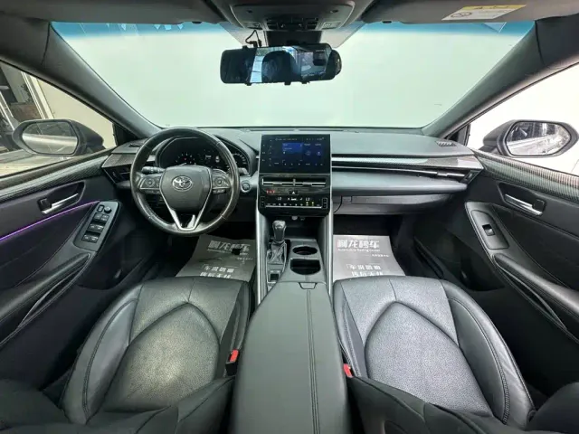 Toyota Avalon — Фото автомобиля 6