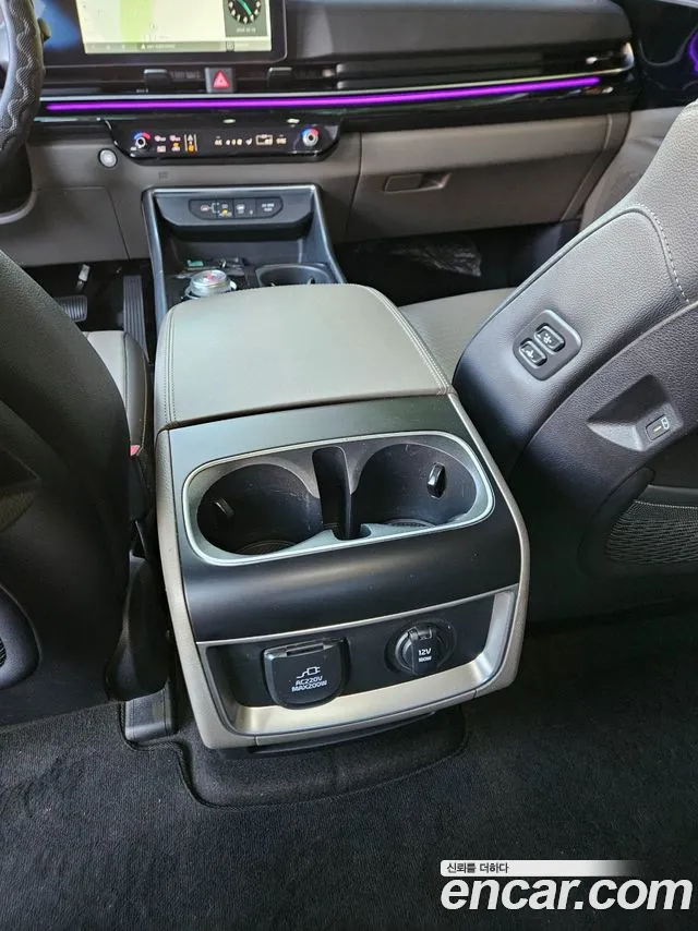 Kia Carnival — Фото автомобиля 7
