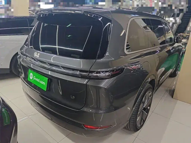 Li Auto L9 — Фото автомобиля 6
