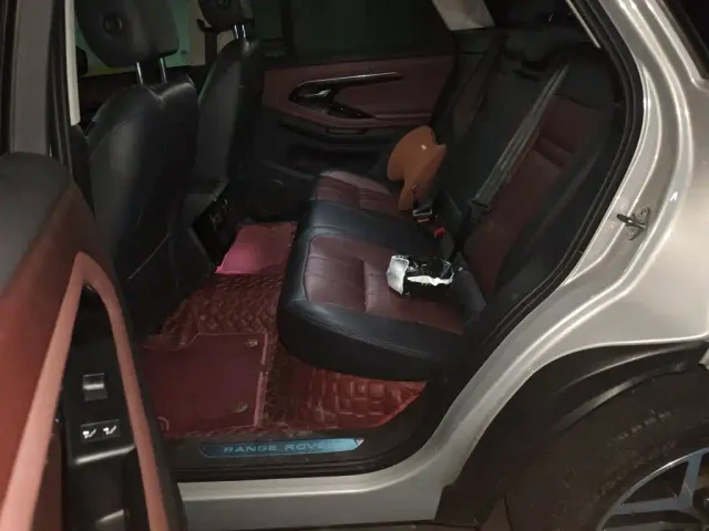 Land Rover Range Rover Evoque — Фото автомобиля 18