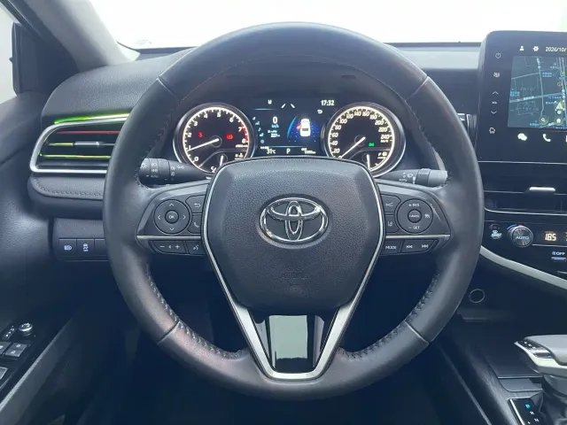 Toyota Camry — Фото автомобиля 16