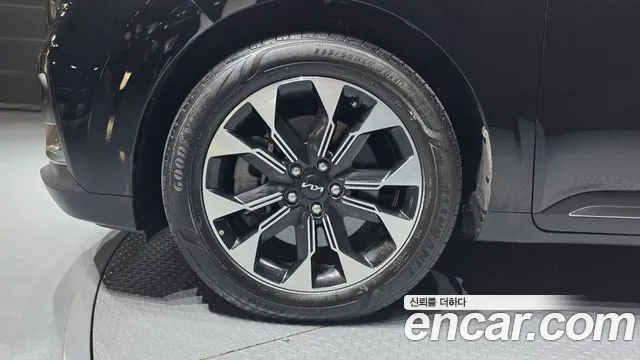 Kia Carnival 4th Gen — Фото автомобиля 5