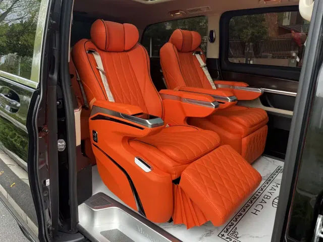Mercedes-Benz V-Class — Фото автомобиля 17