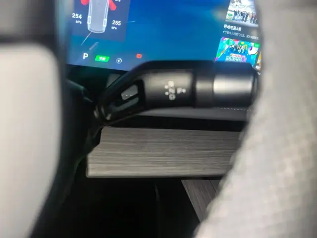 Geely Galaxy E8 — Фото автомобиля 16