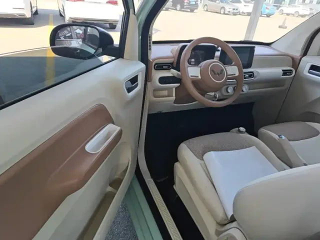 Wuling Hongguang Mini EV — Фото автомобиля 15