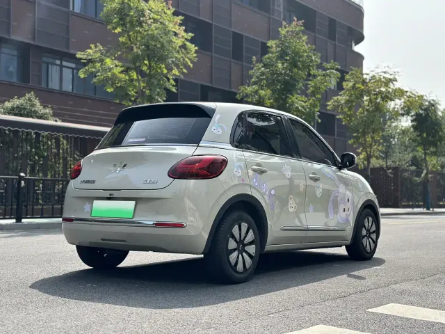 Wuling Bingo — Фото автомобиля 4