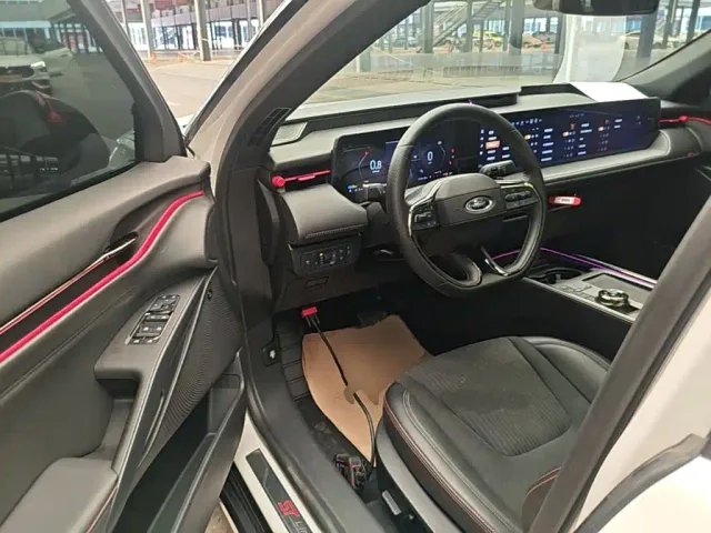 Ford EVOS — Фото автомобиля 15
