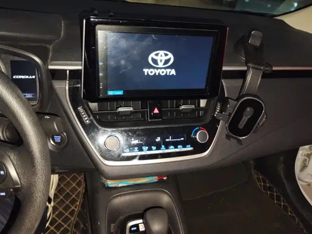Toyota Corolla — Фото автомобиля 13