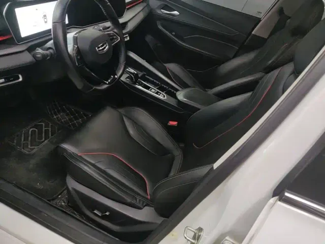 Geely Binrui — Фото автомобиля 14