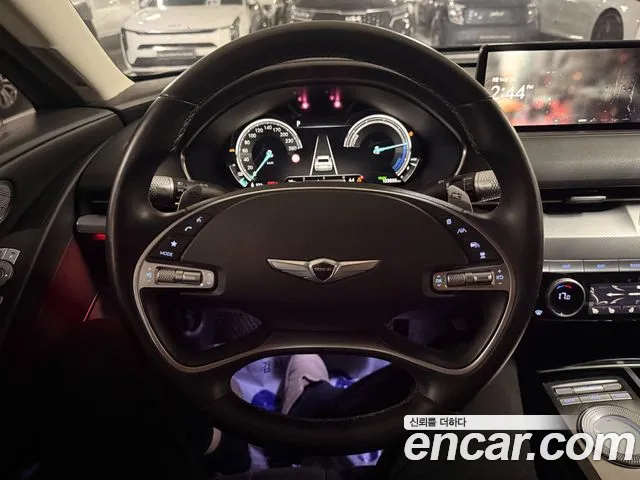 Genesis G80 Electrified G80 (RG3) — Фото автомобиля 5