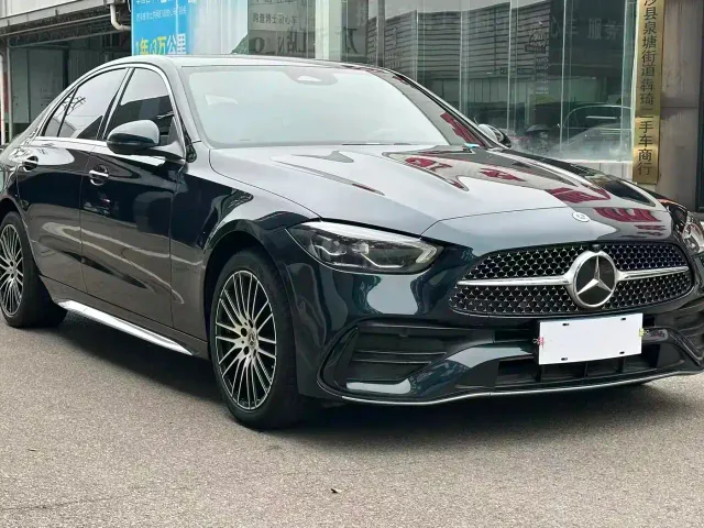 Mercedes-Benz C-Class — Фото автомобиля 3