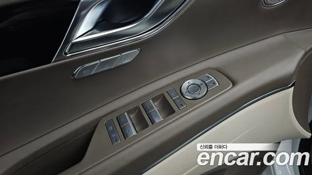 Genesis GV80 2.5T Бензин 2WD — Фото автомобиля 17
