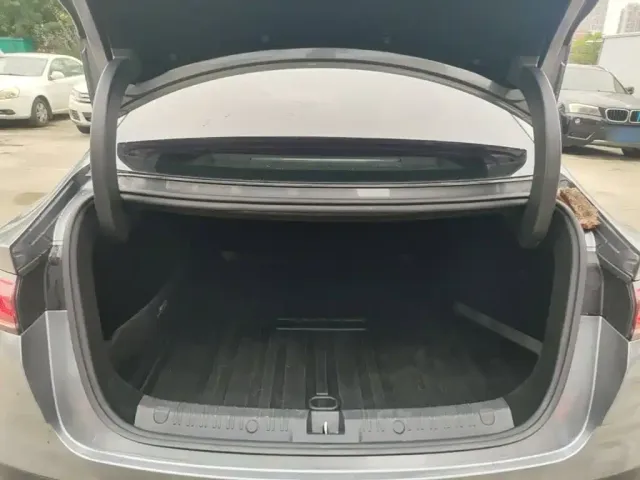 BYD Qin L — Фото автомобиля 18