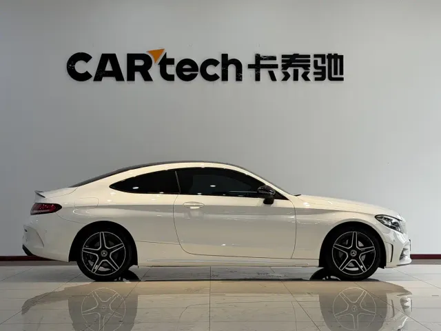 Mercedes-Benz C-Class — Фото автомобиля 4
