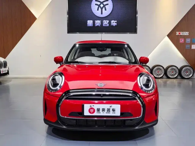 MINI Hatch — Фото автомобиля 2