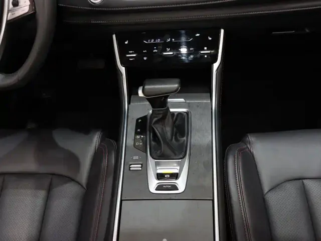 Changan CS75 — Фото автомобиля 15