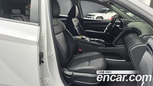 Hyundai Tucson Tucson (NX4) Бензин 1.6 турбо 2WD — Фото автомобиля 10