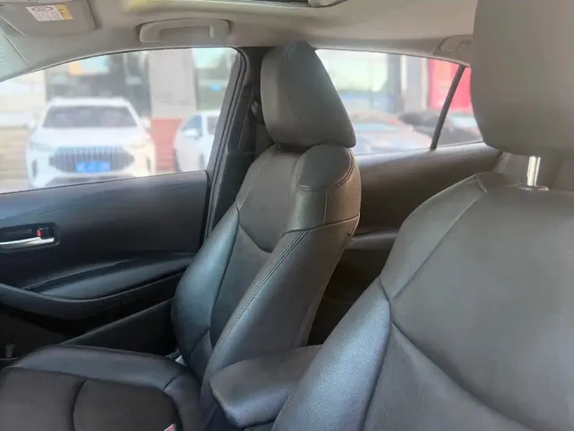 Toyota Corolla 2021 1.2T S-CVT Elite Edition — Фото автомобиля 18