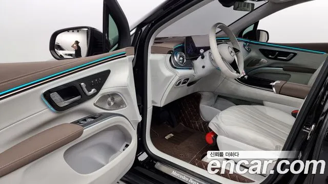 Mercedes-Benz EQS — Фото автомобиля 10