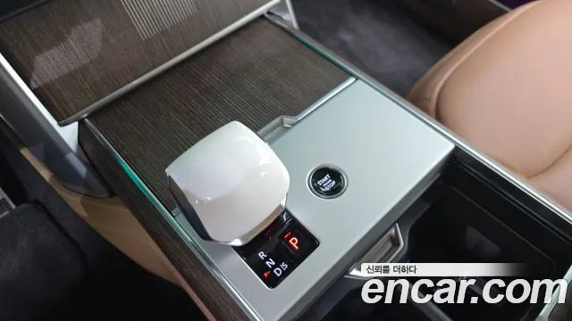 Land Rover Range Rover — Фото автомобиля 9