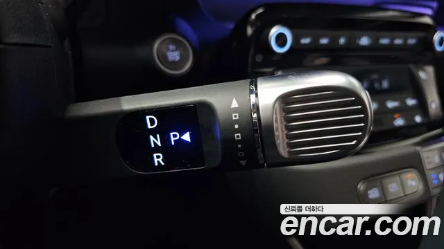 Hyundai Casper Electric — Фото автомобиля 12