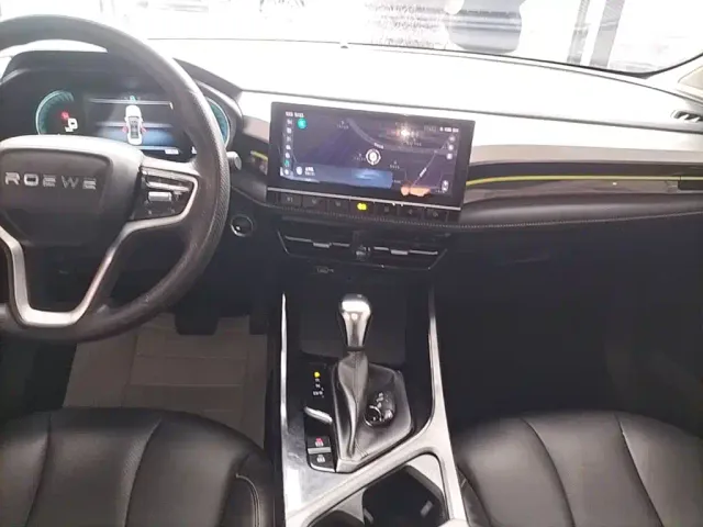 Roewe i5 — Фото автомобиля 12