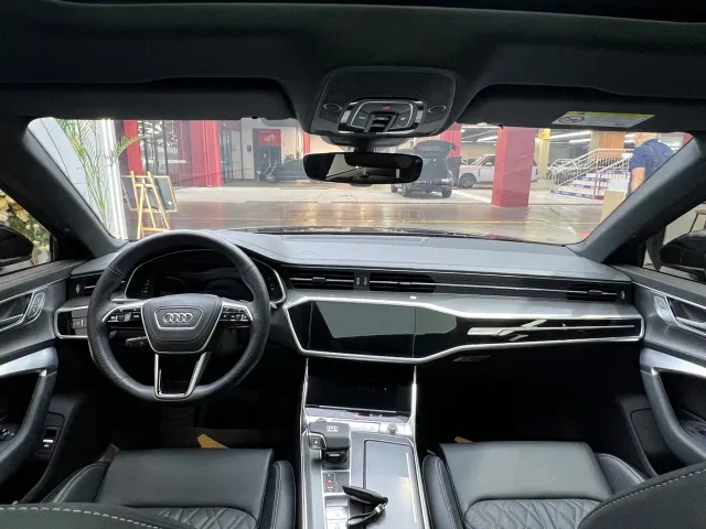 Audi A6L — Фото автомобиля 12