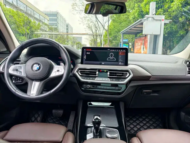 BMW X3 — Фото автомобиля 13