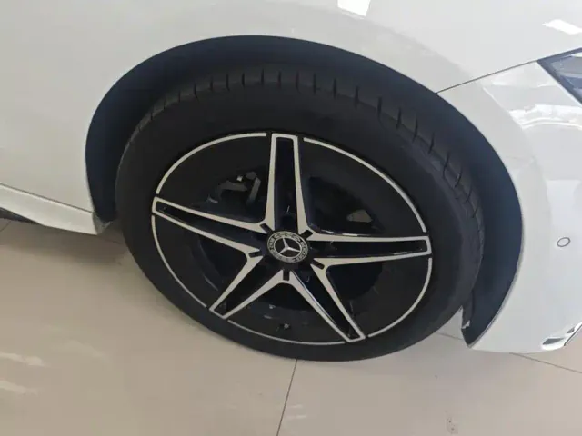 Mercedes-Benz C-Class — Фото автомобиля 6