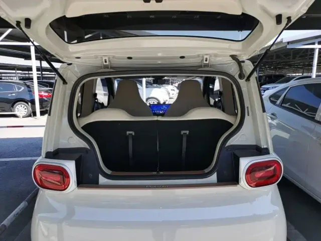 Wuling Hongguang Mini EV — Фото автомобиля 18