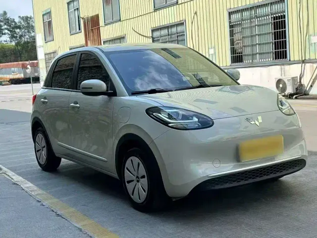 Wuling Bingo — Фото автомобиля 3