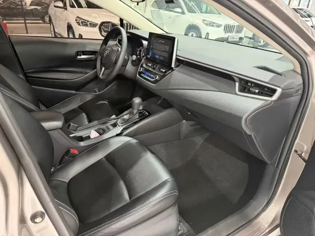 Toyota Corolla — Фото автомобиля 7