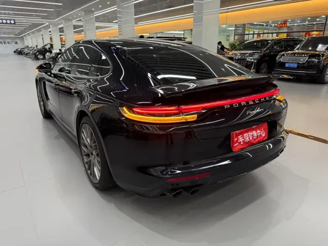 Porsche Panamera — Фото автомобиля 4