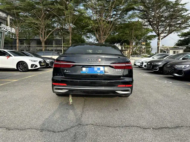Audi A6L — Фото автомобиля 5