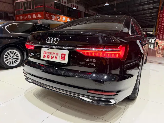 Audi A6L — Фото автомобиля 8