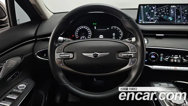 Genesis GV70 — Фото автомобиля 13