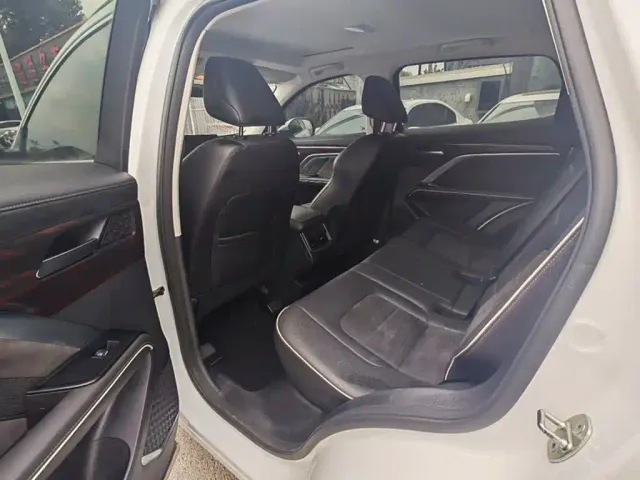 Haval H6 — Фото автомобиля 11