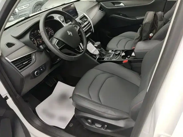Borgward BX5 — Фото автомобиля 14